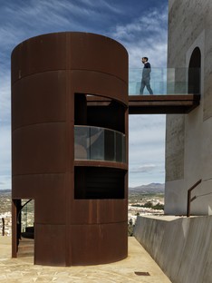 Castillo Miras Arquitectos renoviert den Turm Nazarí Huercal-Overa Almería
